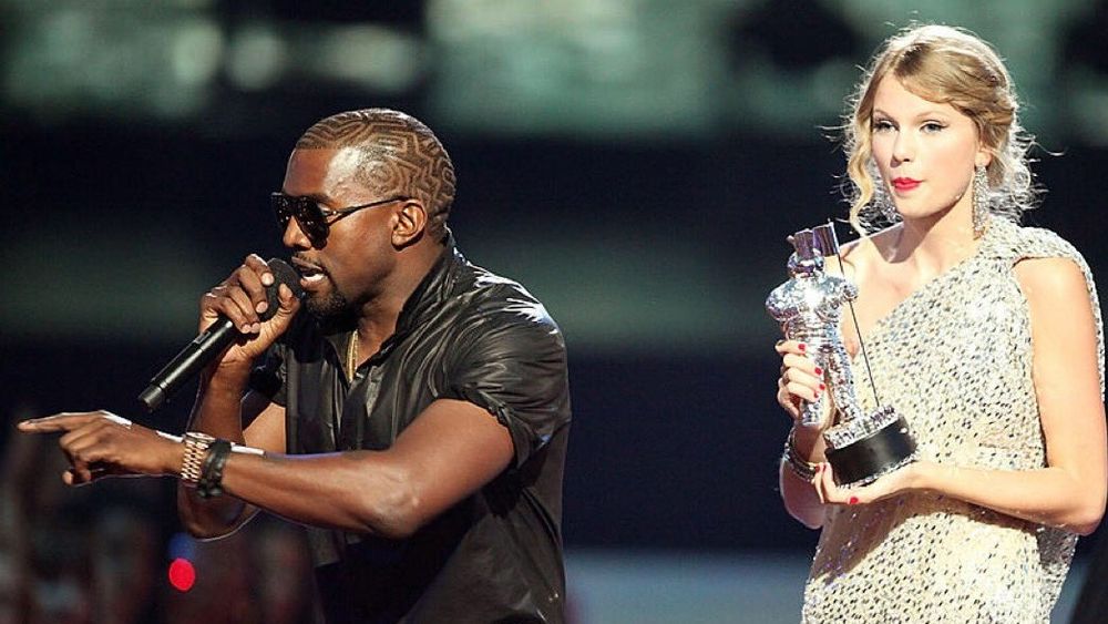 Kanye West Steals Taylor Swift's Mic