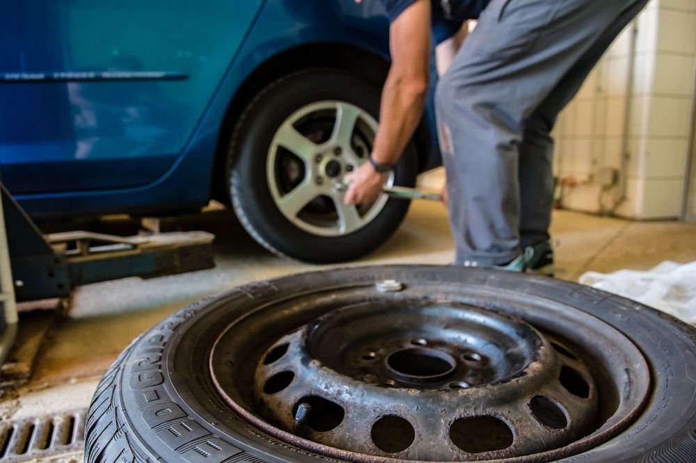 Find the Hole on Your Tire