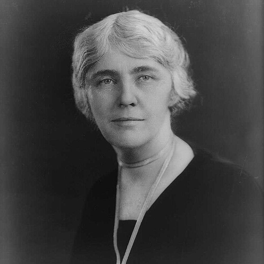 <span>11. </span>Lou Hoover